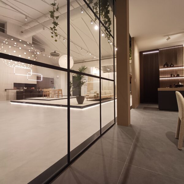 Showroom Supe